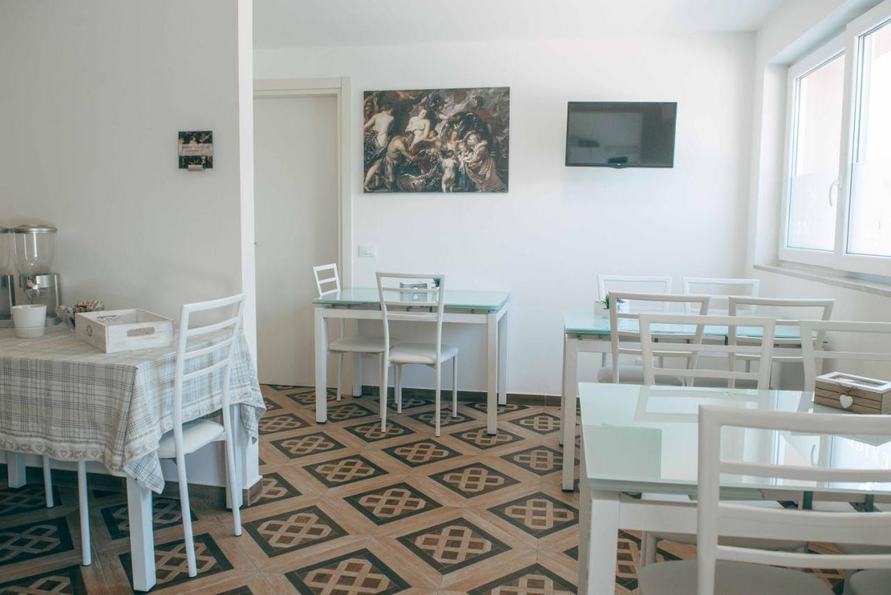 Affitta Camere La Fenice Di Folli Lorella Puegnago Exterior foto