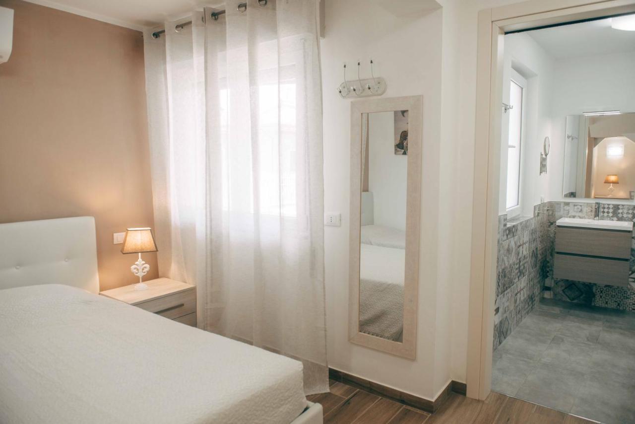 Affitta Camere La Fenice Di Folli Lorella Puegnago Exterior foto