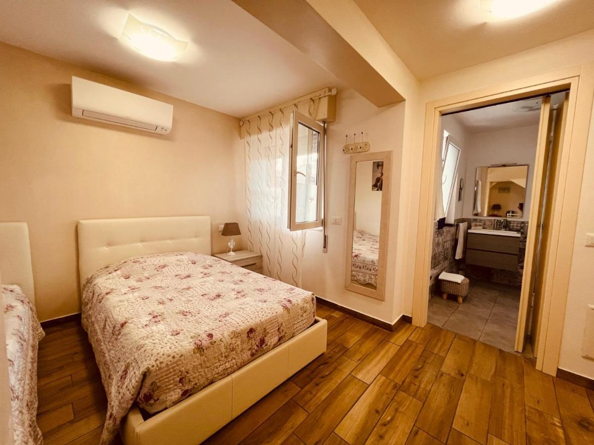 Affitta Camere La Fenice Di Folli Lorella Puegnago Exterior foto